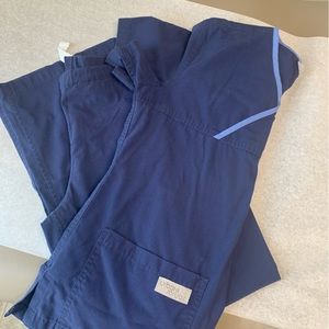 Urbane scrub set navy with ceil blue piping XS